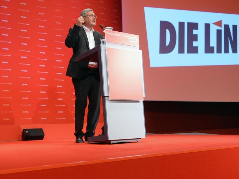 Der Vorsitzende der Partei Die Linke, Bernd Riexinger, spricht am 28.05.2016 auf dem Bundesparteitag der Partei Die Linke in Magdeburg (Sachsen-Anhalt).