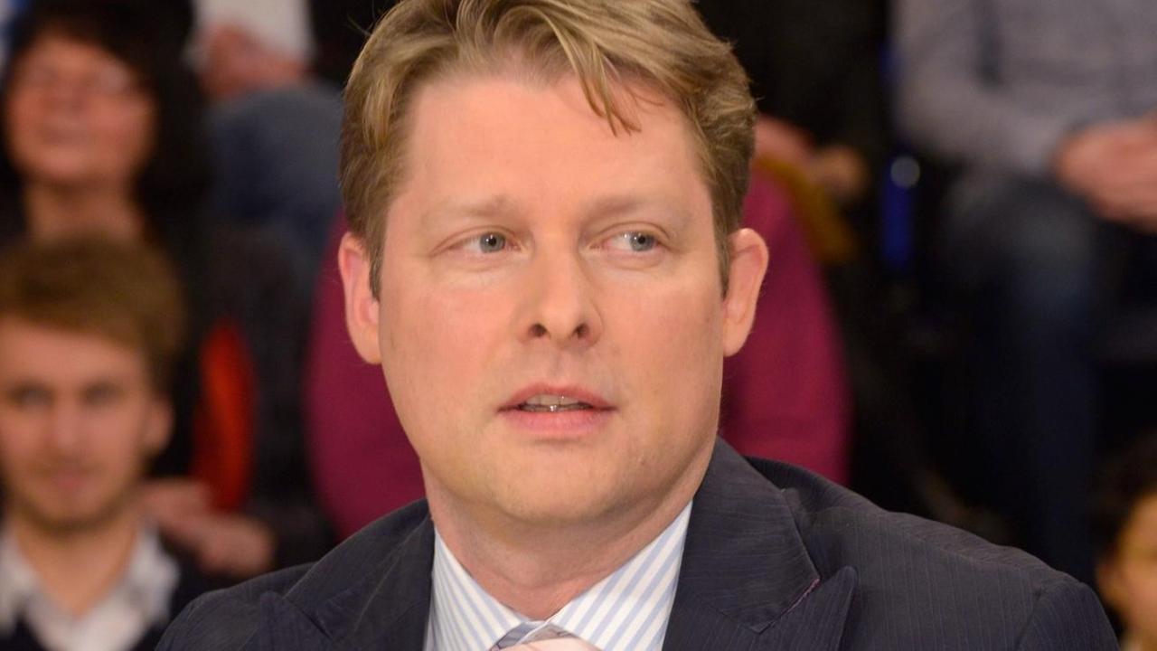 Guido Steinberg, Islamwissenschaftler und Terrorismusexperte, in einer Talkshow. Guido Steinberg, Islamwissenschaftler und Terrorismusexperte, in einer Talkshow.