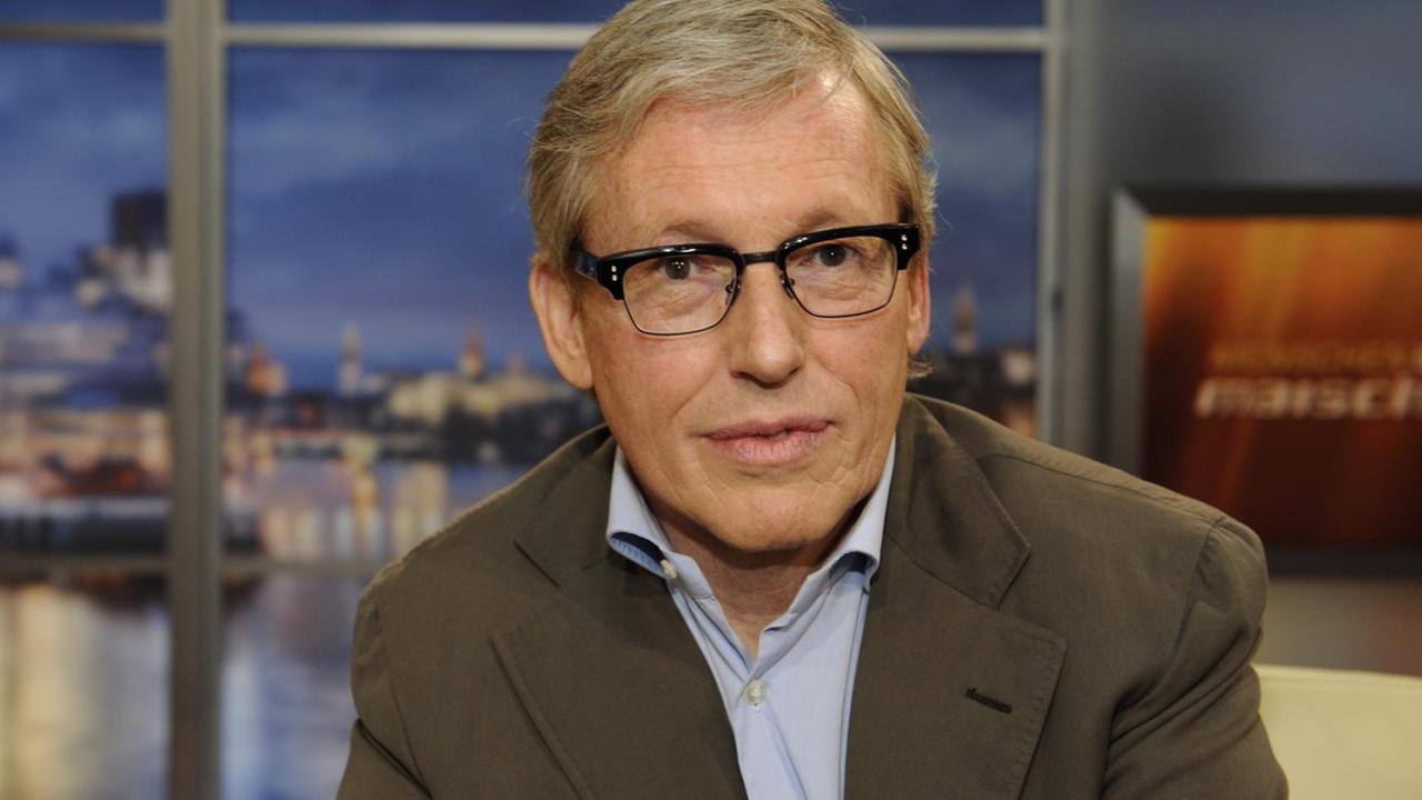 Der CDU-Politiker Oswald Metzger zu Gast bei der ARD-Talkshow "Menschen bei Maischberger" 2013. Der CDU-Politiker Oswald Metzger zu Gast bei der ARD-Talkshow "Menschen bei Maischberger" 2013.