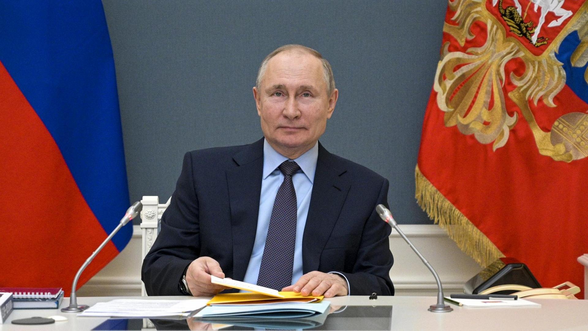 Russlands Präsident Vladimir Putin. Russlands Präsident Vladimir Putin.