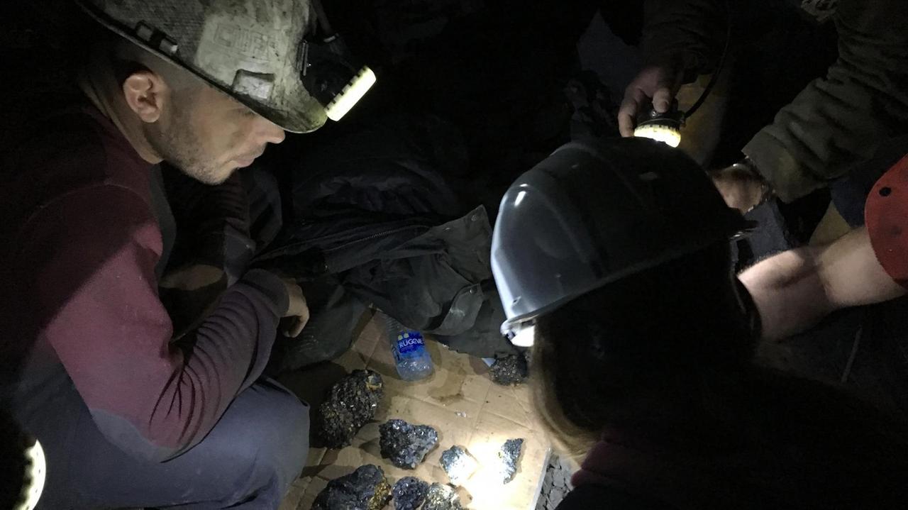 Arbeiter unter Tage in der Trepca-Mine bei Mitrovica Arbeiter unter Tage in der Trepca-Mine bei Mitrovica