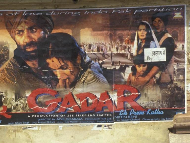 Bollywood-Plakat in Varanasi, Indien