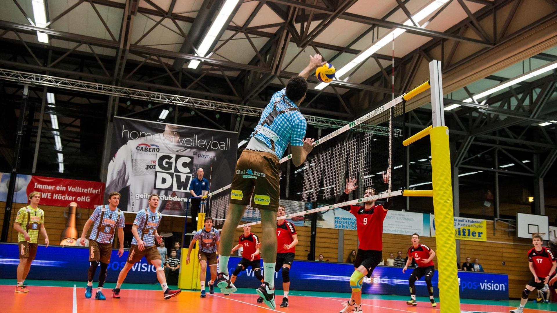 Pokalfinale im Volleyball: Ladies in Black Aachen gegen Allianz MTV Stuttgart