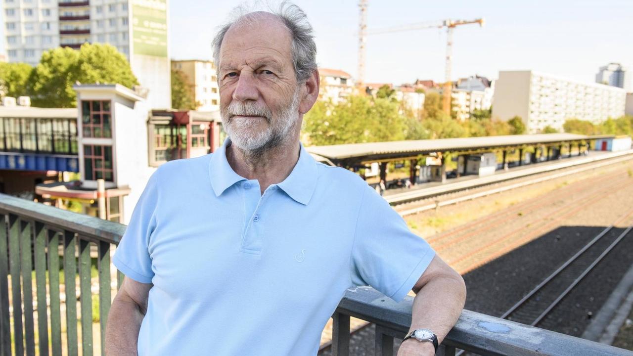 Der deutsche Politiker Michael Cramer (Bündnis 90/Die Grünen), Mitglied des Europäischen Parlamentes (EP), in Berlin am 09.09.2018 *** German politician Michael Cramer Alliance 90 The Greens Member of the European Parliament EP in Berlin on 09 09 2018 Der deutsche Politiker Michael Cramer (Bündnis 90/Die Grünen), Mitglied des Europäischen Parlamentes (EP), in Berlin am 09.09.2018 *** German politician Michael Cramer Alliance 90 The Greens Member of the European Parliament EP in Berlin on 09 09 2018