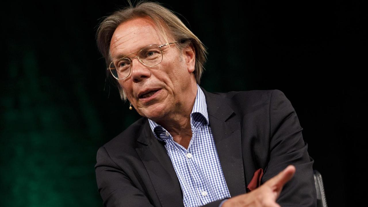 Harald Welzer bei der phil.cologne 2019 Veranstaltung 'Könnte alles anders sein? Harald Welzer bei der phil.cologne 2019 Veranstaltung 'Könnte alles anders sein?