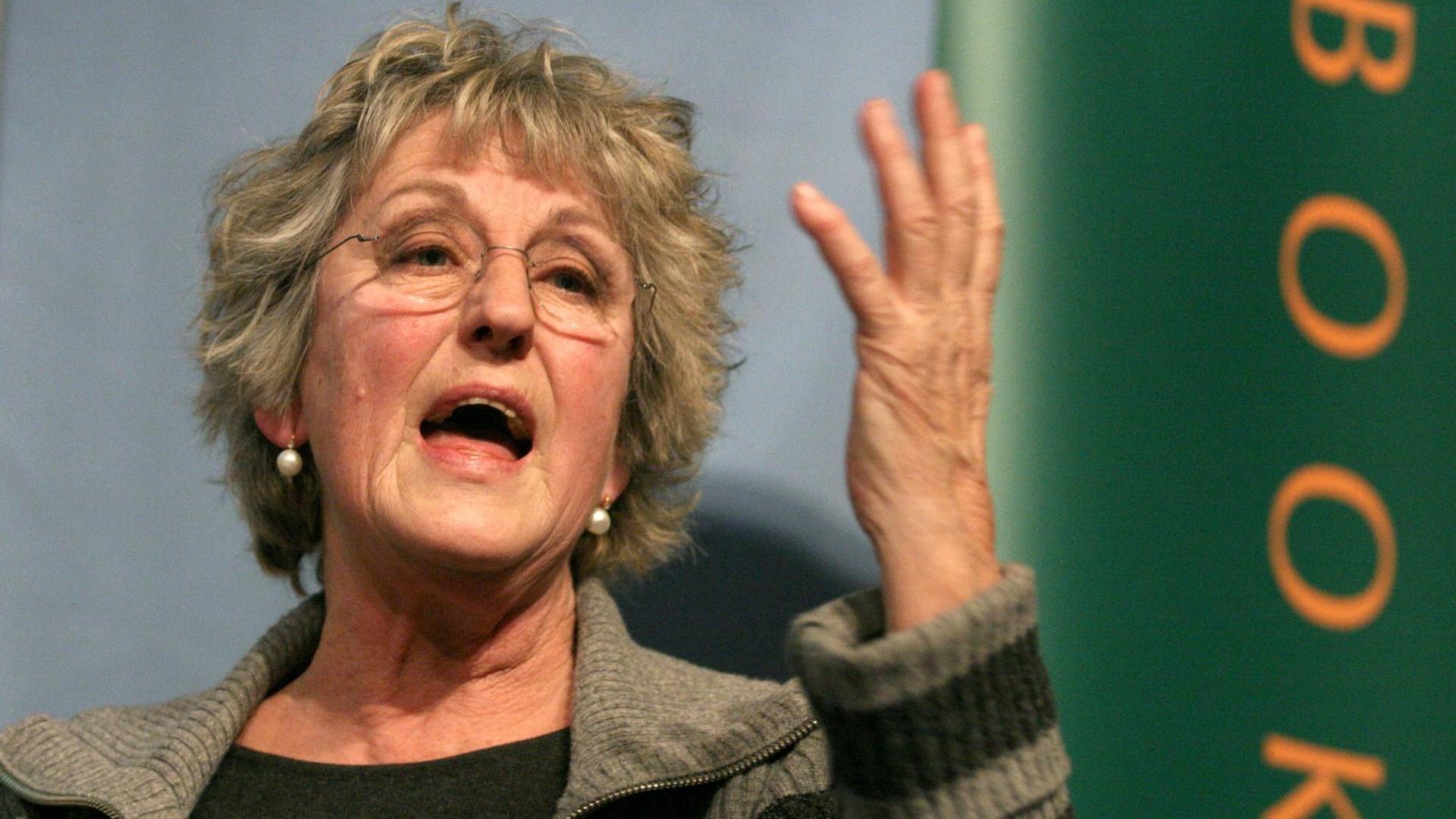 Germaine Greer während des Essex Book Festivals am 28.02.2006 Germaine Greer während des Essex Book Festivals am 28.02.2006