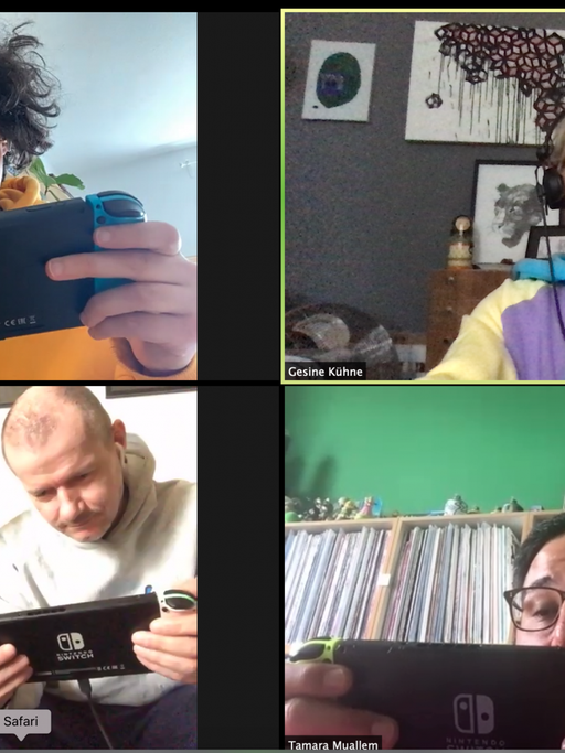 Auf dem Bild sieht man einen Screenshot, auf dem die DJs das Spiel "Animal Crossing" spielen