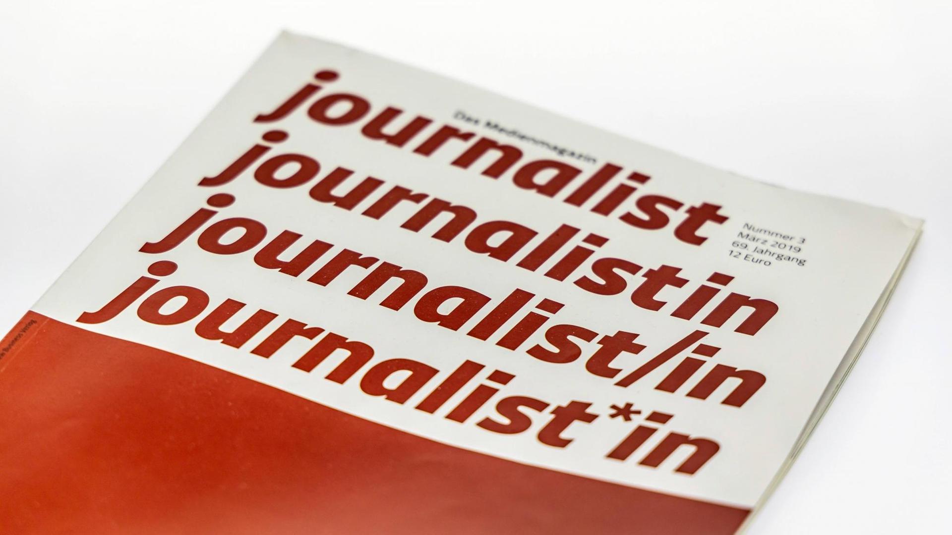 Die Fachzeitschrift journalist dekliniert auf dem Titelblatt das Wort in allen Varianten durch. Die Fachzeitschrift journalist dekliniert auf dem Titelblatt das Wort in allen Varianten durch.