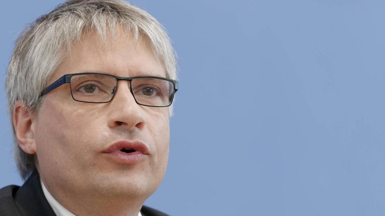 Sven Giegold im Mai 2019 bie einer Bundespressekonferenz Sven Giegold im Mai 2019 bie einer Bundespressekonferenz