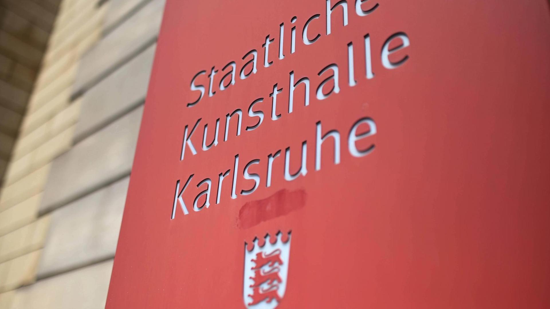 Das Museum in Karlsruhe hat ein Bild zurückgegeben. Das Museum in Karlsruhe hat ein Bild zurückgegeben.