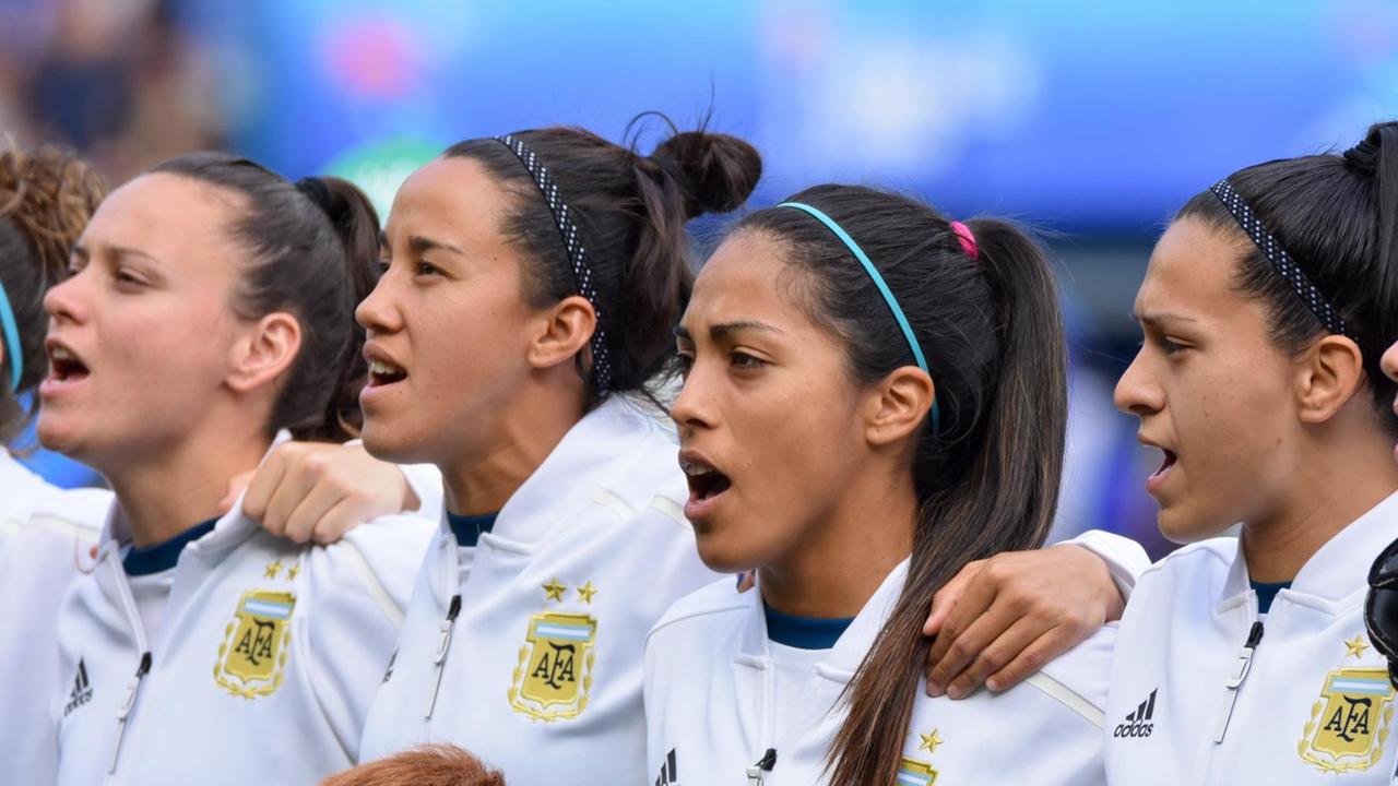 Das Team der argentinischen Frauen-Nationalmannschaft bei der WM 2019.