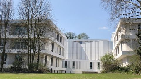 Modernes, helles Studiengebäude in Hamburg