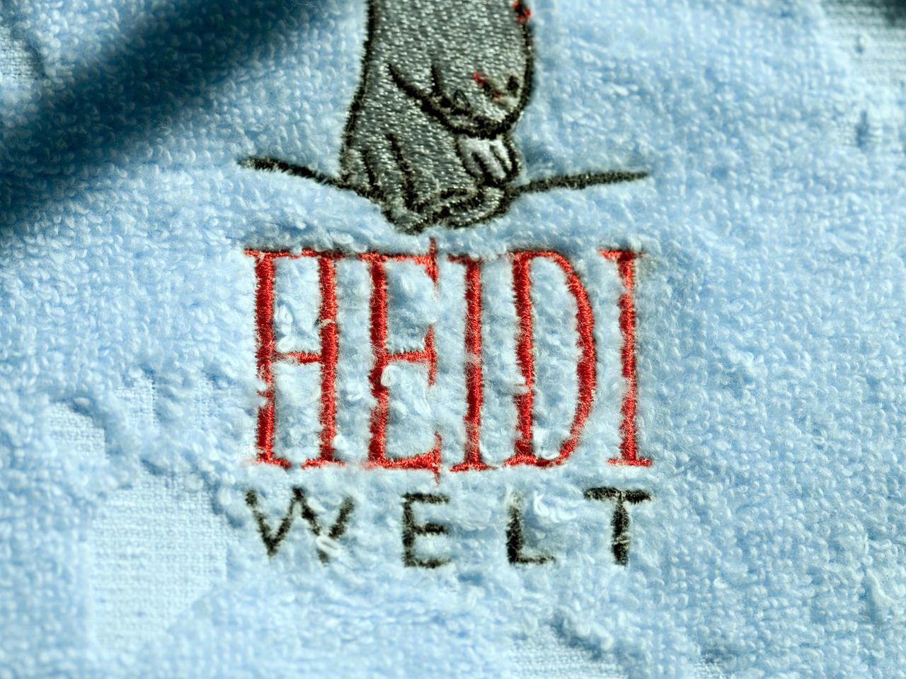 Handtuch mit Heidi-Logo aus der Schweiz