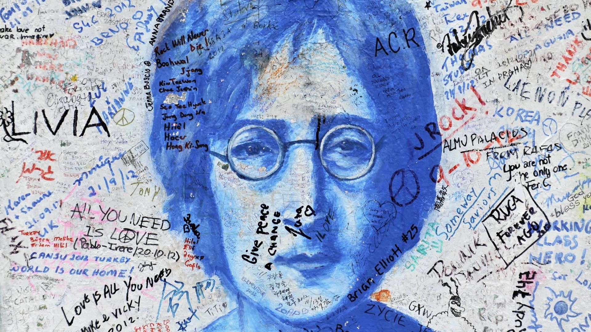 John Lennon auf einem Mauer Grafitti in Prag. John Lennon auf einem Mauer Grafitti in Prag.