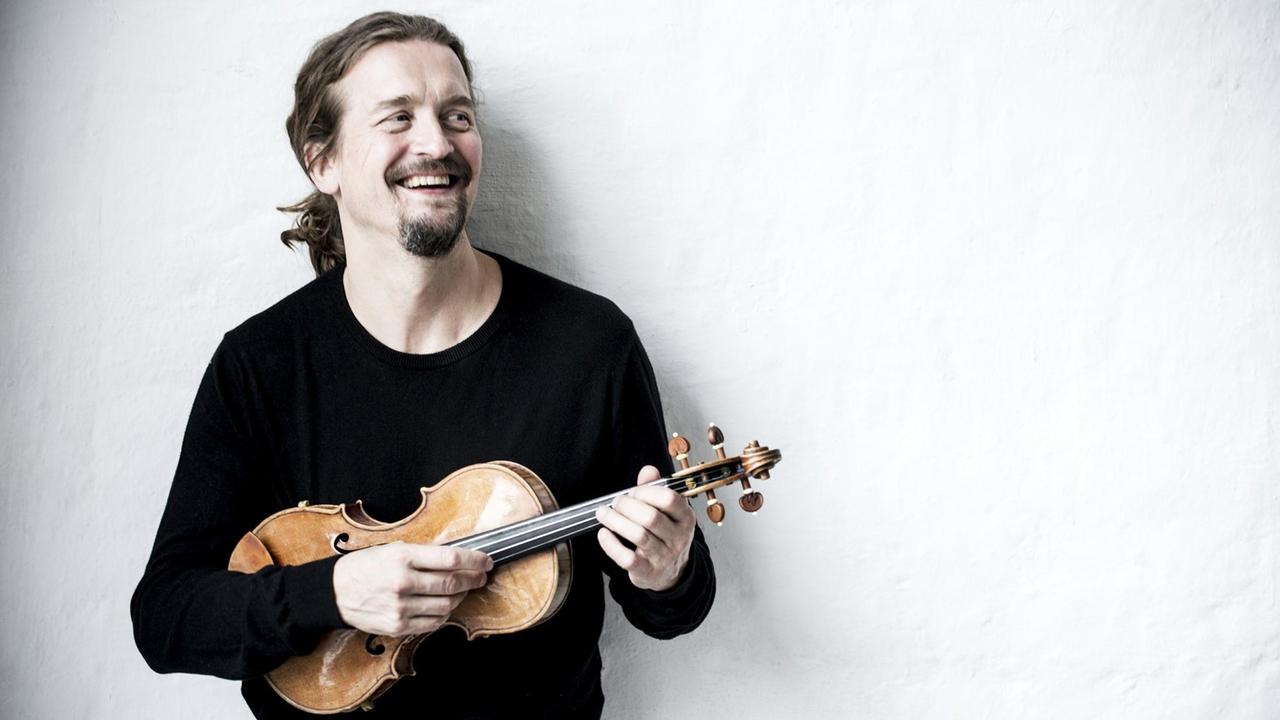 Christian Tetzlaff mit seiner Geige Christian Tetzlaff mit seiner Geige