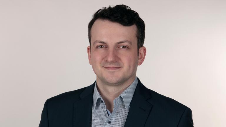 Porträt von Christian Schröder, Pastoralreferent und Mitinitiator der Internetseite jetzt-mutmachen.de Porträt von Christian Schröder, Pastoralreferent und Mitinitiator der Internetseite jetzt-mutmachen.de