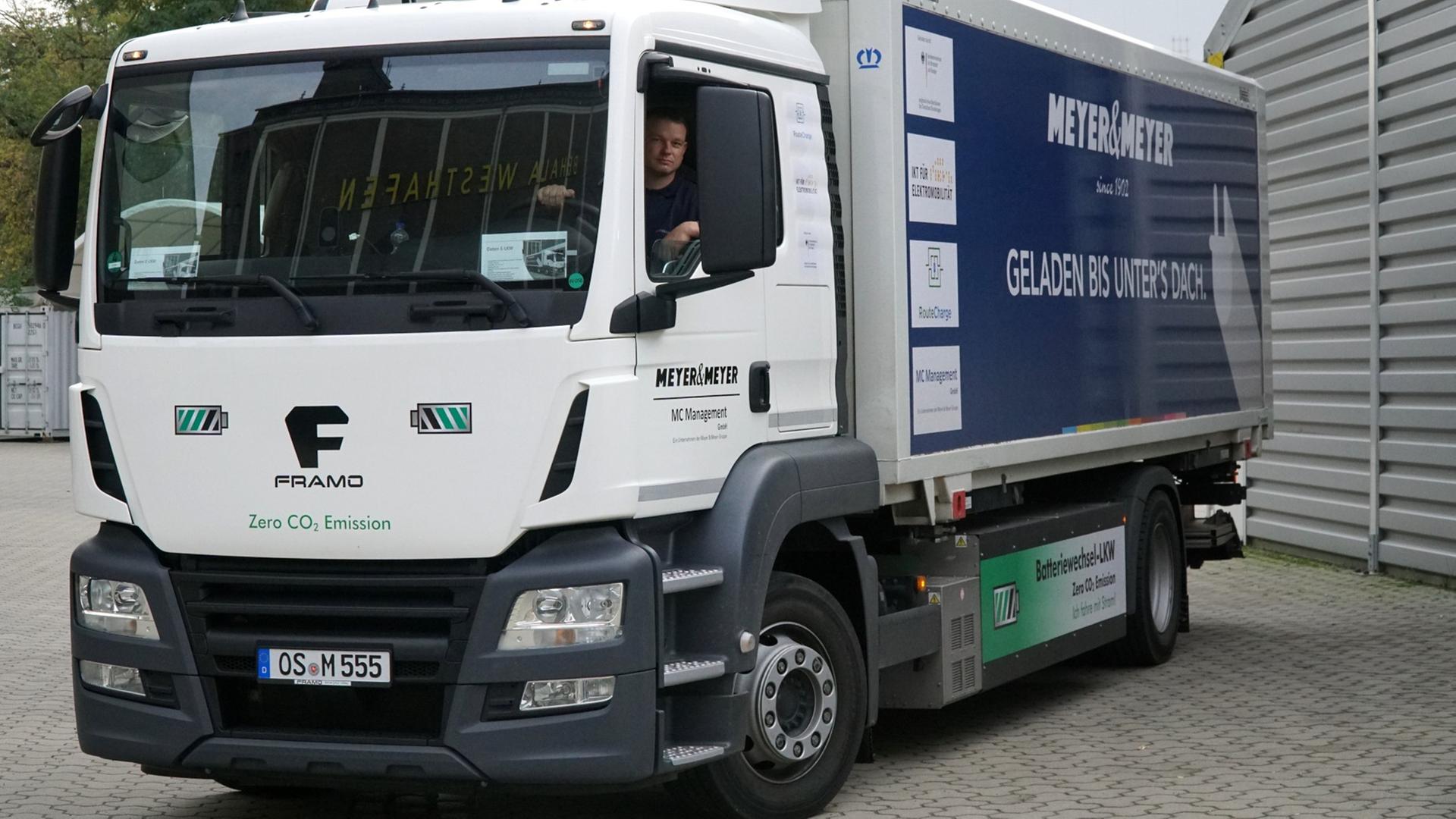 2657124425_E-Lkw_Dlf_01.JPG 2657124425_E-Lkw_Dlf_01.JPG