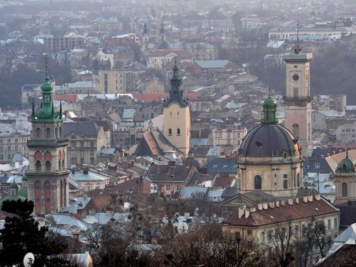 Blick auf die Stadt Lviv, ehemals Lemberg, im Westen der Ukraine