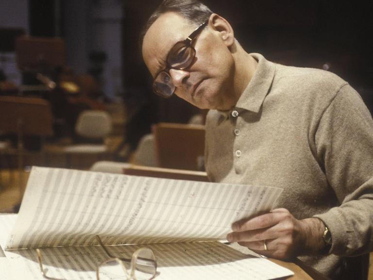 Der Komponist Ennio Morricone 1985 in Rom