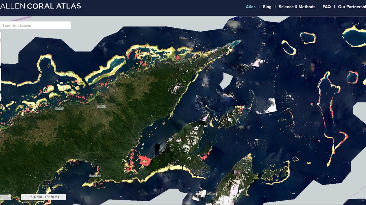 Satellitenaufnahme von Korallenriffen,  hier die Fidschi-Inseln