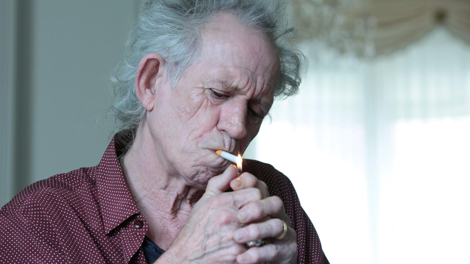 Spectacle - Paris VIIIe (Hôtel-Four-Seasons-George-V ) Le guitariste du groupe Les Rolling Stone Keith Richards, 71 ans, qui sort son troisième album solo "Crosseyed Heart " après 23 ans. Paris, France, sept 4th 2015 Rolling Stone Keith Richards during a shooting in Paris. Spectacle - Paris VIIIe (Hôtel-Four-Seasons-George-V ) Le guitariste du groupe Les Rolling Stone Keith Richards, 71 ans, qui sort son troisième album solo "Crosseyed Heart " après 23 ans. Paris, France, sept 4th 2015 Rolling Stone Keith Richards during a shooting in Paris.