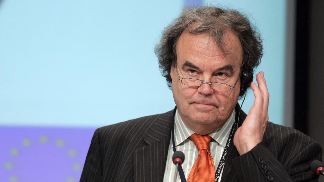 Karl-Heinz Florenz (CDU), Mitglied des EU-Parlaments und Mitglied im Ausschuss Umweltfragen, öffentliche Gesundheit und Lebensmittelsicherheit Karl-Heinz Florenz (CDU), Mitglied des EU-Parlaments und Mitglied im Ausschuss Umweltfragen, öffentliche Gesundheit und Lebensmittelsicherheit