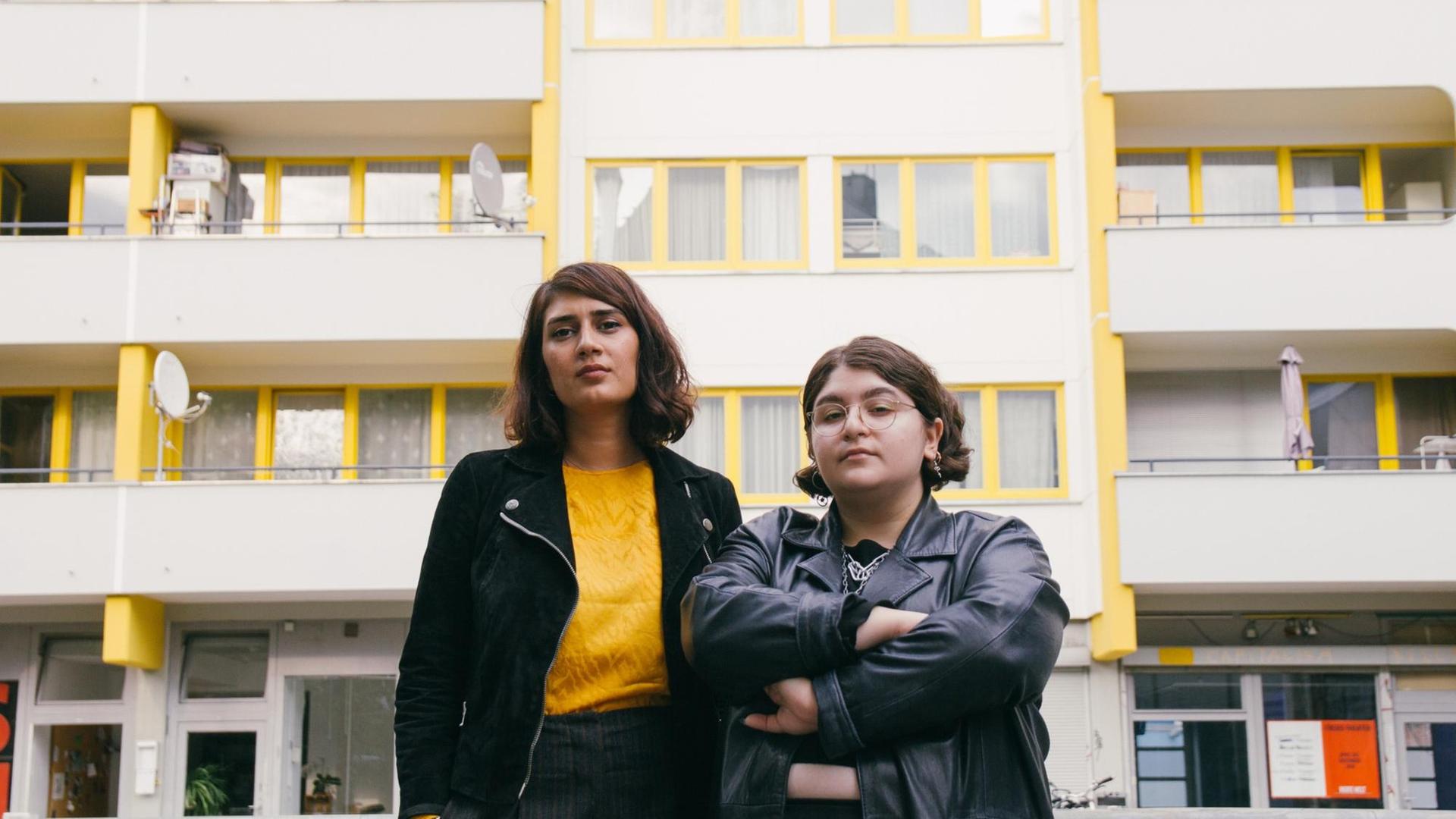 Fatma Aydemir und Hengameh Yaghoobifarah Fatma Aydemir und Hengameh Yaghoobifarah