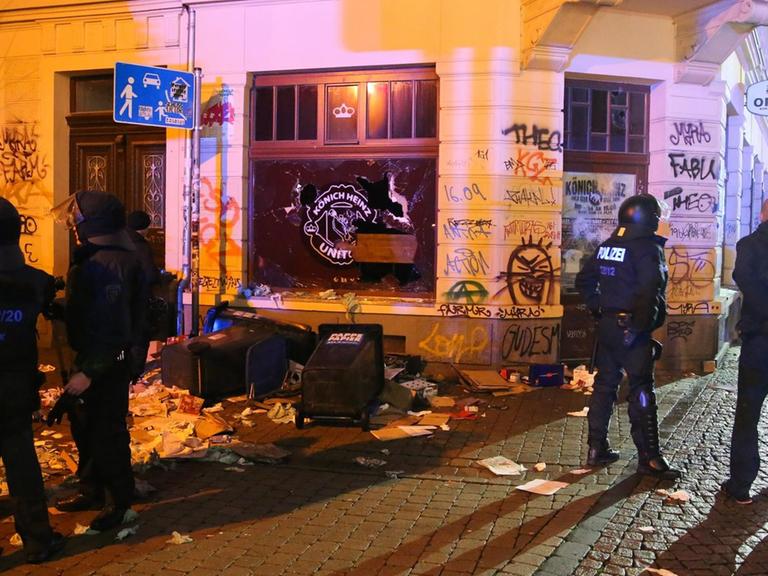 Rechte Hooligans sorgten für Zerstörungen in Leipzig.