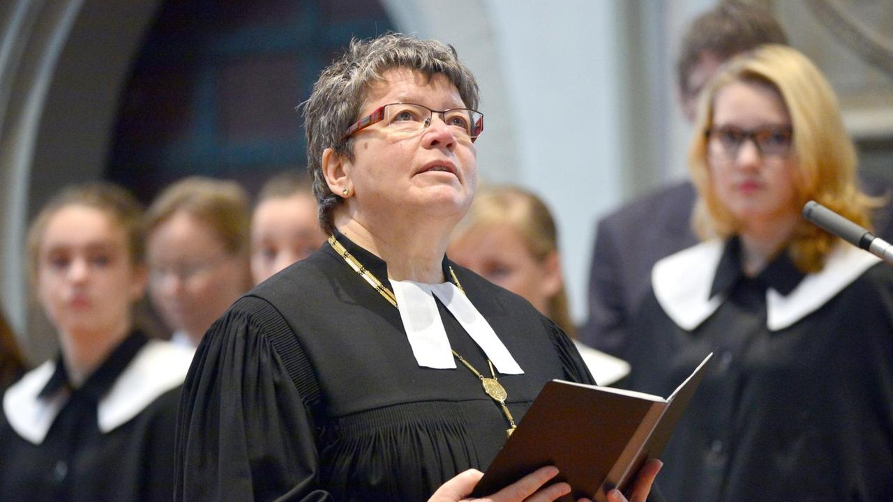Ilse Junkermann bei der Wiedereröffnung der Eisenacher Stadtkirche St. Georgen. Ilse Junkermann bei der Wiedereröffnung der Eisenacher Stadtkirche St. Georgen.