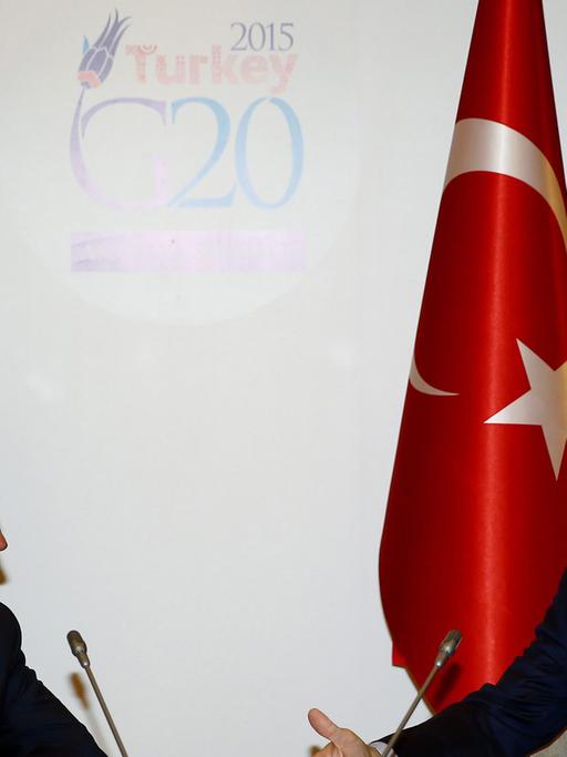 Der türkische Präsident Recep Tayyip Erdogan (rechts) und Australiens Premierminister Malcolm Turnbull trafen sich schon vor der Eröffnung des G-20-Gipfels in Belek/Antalya.