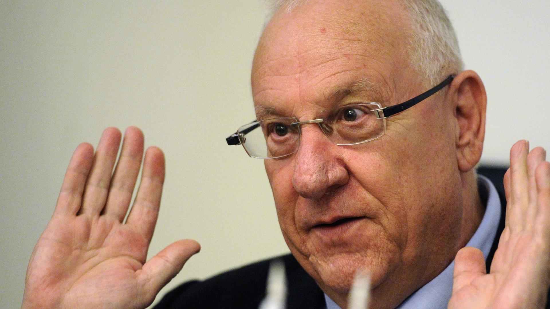 Reuven Rivlin während einer Rede Reuven Rivlin während einer Rede