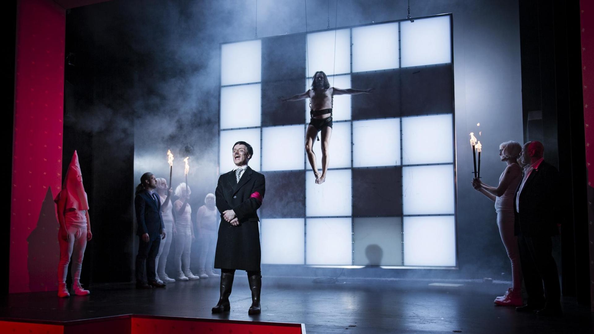 Inszenierung von Taboris "Mein Kampf" am Theater Konstanz Inszenierung von Taboris "Mein Kampf" am Theater Konstanz