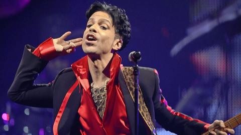Prince bei einem Konzert in Antwerpen 2010
