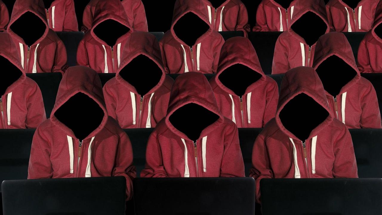 Hooded figures hacking laptop computers Hooded figures hacking laptop computers, illustration. PUBLICATIONxINxGERxSUIxHUNxONLY VICTORxdexSCHWANBERG/SCIENCExPHOTOxLIBRARY F018/2296 Hooded figures hacking laptop computers Hooded figures hacking laptop computers, illustration. PUBLICATIONxINxGERxSUIxHUNxONLY VICTORxdexSCHWANBERG/SCIENCExPHOTOxLIBRARY F018/2296