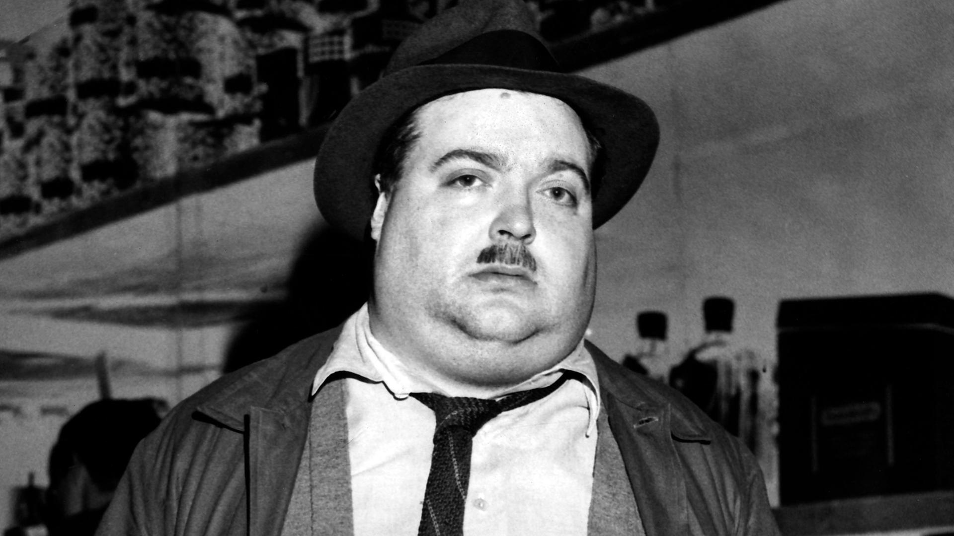 Der österreichische Schauspieler und Kabarettist Helmut Qualtinger im Jahr 1962 Der österreichische Schauspieler und Kabarettist Helmut Qualtinger im Jahr 1962