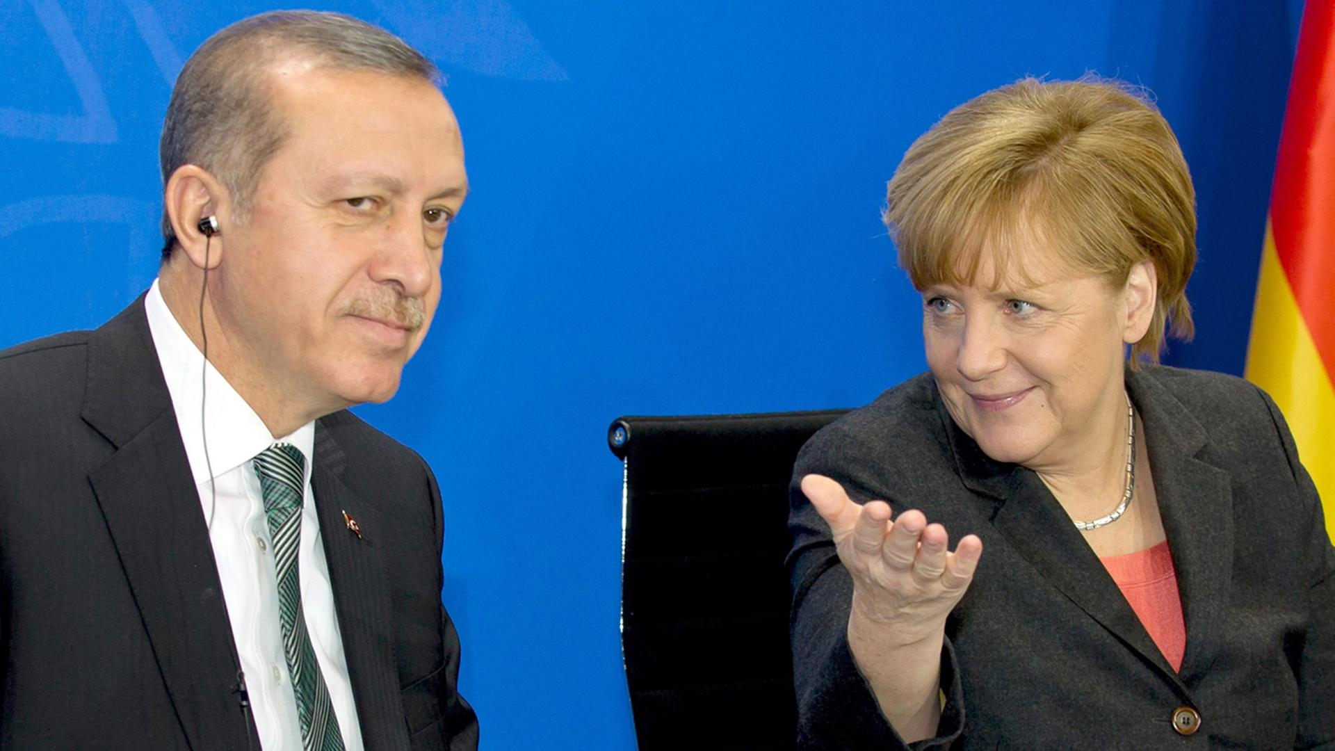 Der türkische Ministerpräsident Erdogan und Bundeskanzlerin Merkel Der türkische Ministerpräsident Erdogan und Bundeskanzlerin Merkel