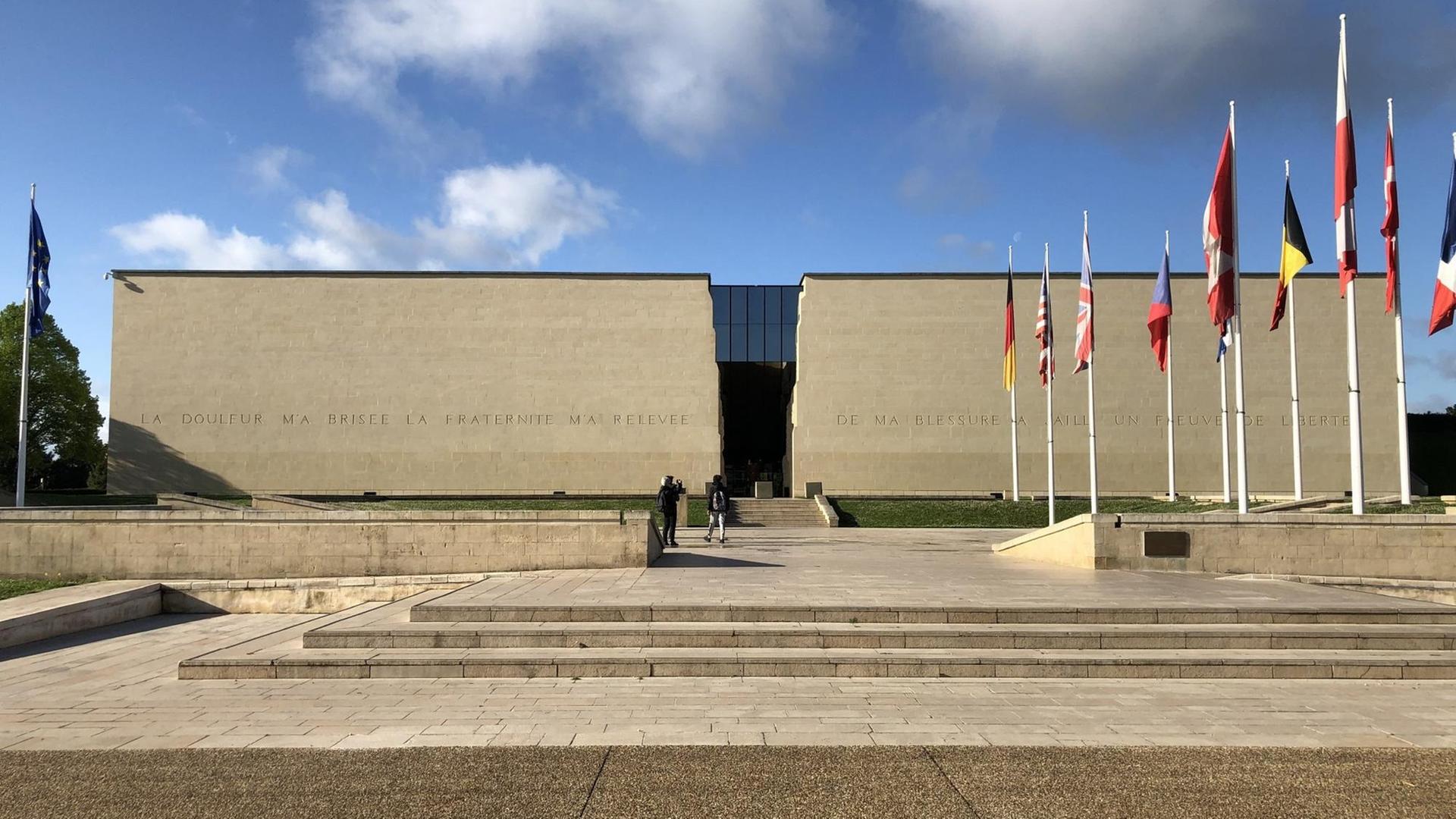 Das Weltkriegsmuseum "Mémorial de Caen"