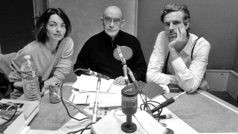 Virginie Luc und Jean-Luc Nancy zusammen mit Stephan Crasneanscki von Soundwalk Collective bei den Aufnahmen Virginie Luc und Jean-Luc Nancy zusammen mit Stephan Crasneanscki von Soundwalk Collective bei den Aufnahmen