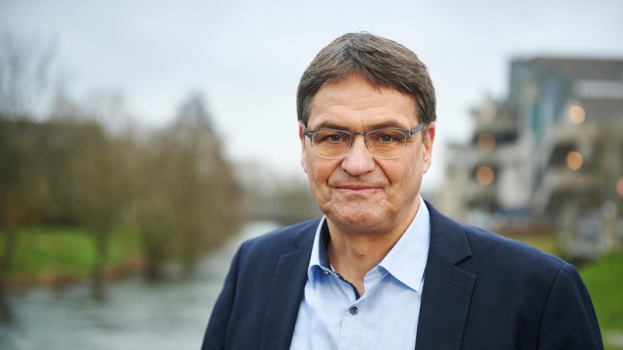 Peter Liese (CDU), EU-Abgeordneter und gesundheitspolitischer Sprecher der EVP-Fraktion im EU-Parlament Peter Liese (CDU), EU-Abgeordneter und gesundheitspolitischer Sprecher der EVP-Fraktion im EU-Parlament
