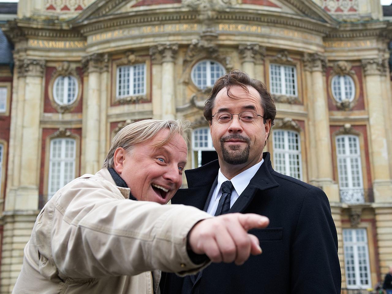 Die beiden Hauptdarsteller des "Tatort" Münster, Axel Prahl als Kommissar Thiel (l) und Jan Josef Liefers als Prof. Boerne