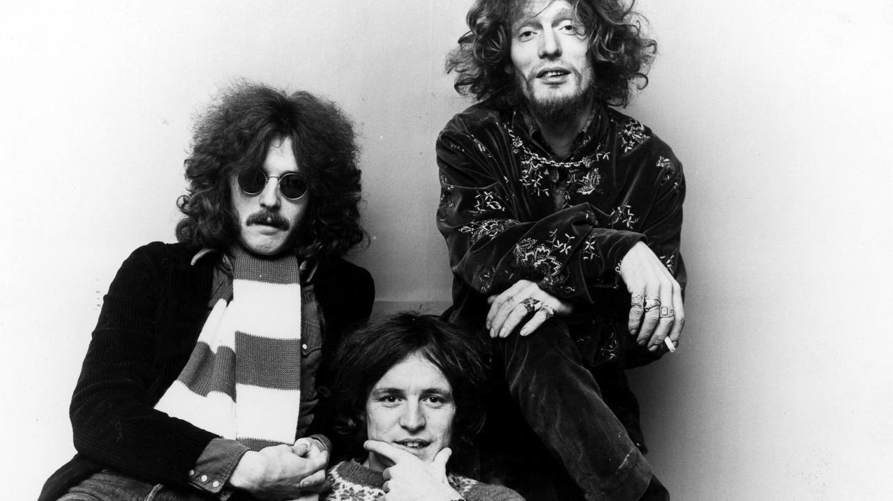 Eric Clapton, Jack Bruce und Ginger Baker als Band "Cream", 1966. Eric Clapton, Jack Bruce und Ginger Baker als Band "Cream", 1966.