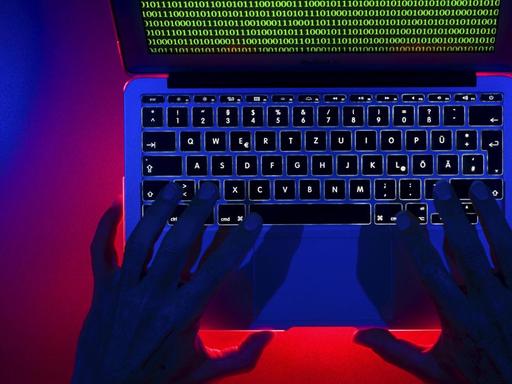 Eine Cyberattacke treibt die Bundesregierung um