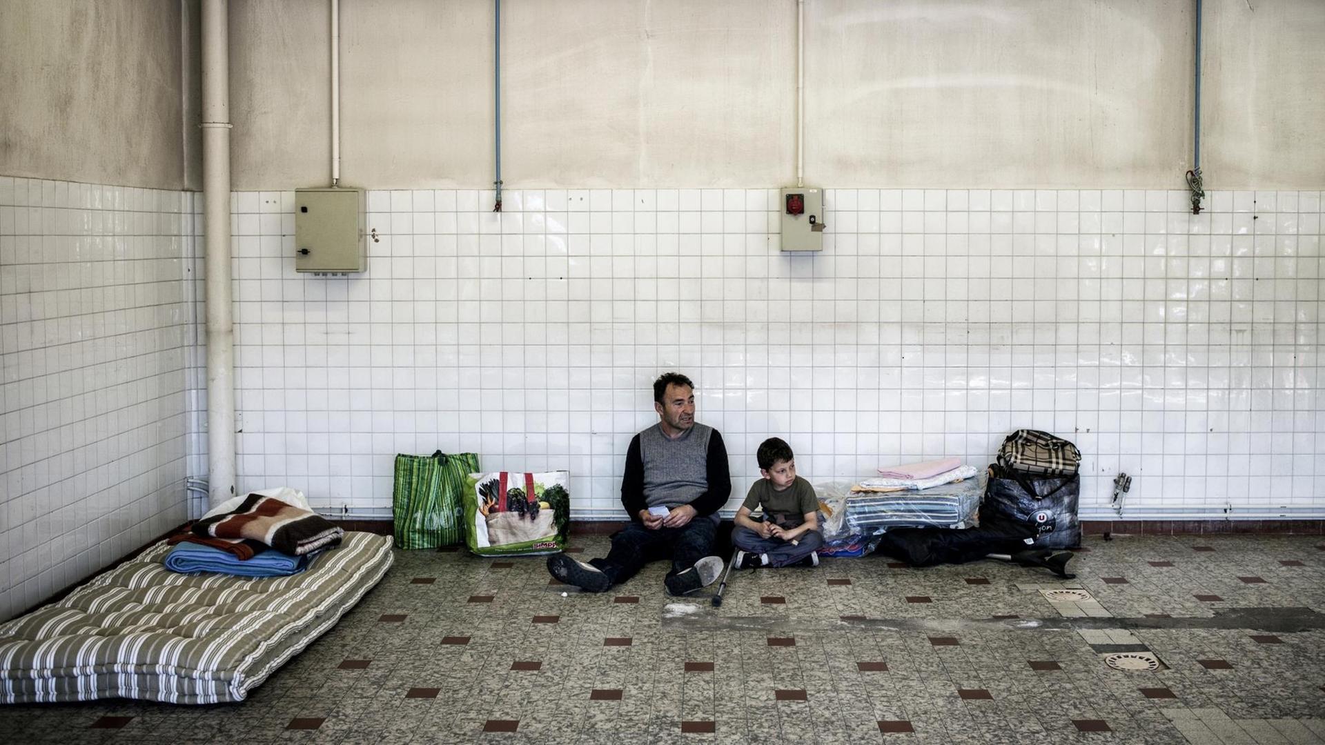 Osteuropäische Flüchtlinge in Lyon. Osteuropäische Flüchtlinge in Lyon.
