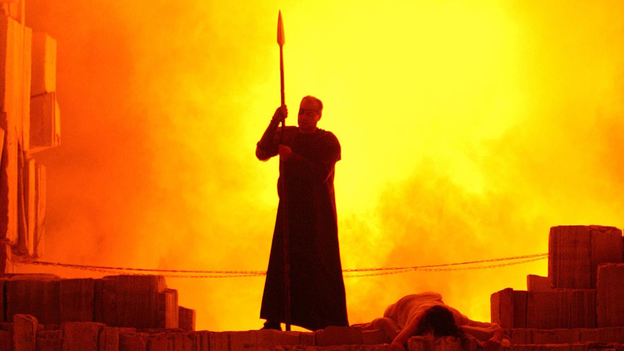 Fotoprobe "Der Ring des Nibelungen/Die Walküre" - 3. Aufzug, 3. Szene. Wotan: Albert Dohmen - der Bayreuther Festspiele 2007. Premiere bei den 96. Richard-Wagner-Festspielen in Bayreuth ist am 28.07.2007. Fotoprobe "Der Ring des Nibelungen/Die Walküre" - 3. Aufzug, 3. Szene. Wotan: Albert Dohmen - der Bayreuther Festspiele 2007. Premiere bei den 96. Richard-Wagner-Festspielen in Bayreuth ist am 28.07.2007.