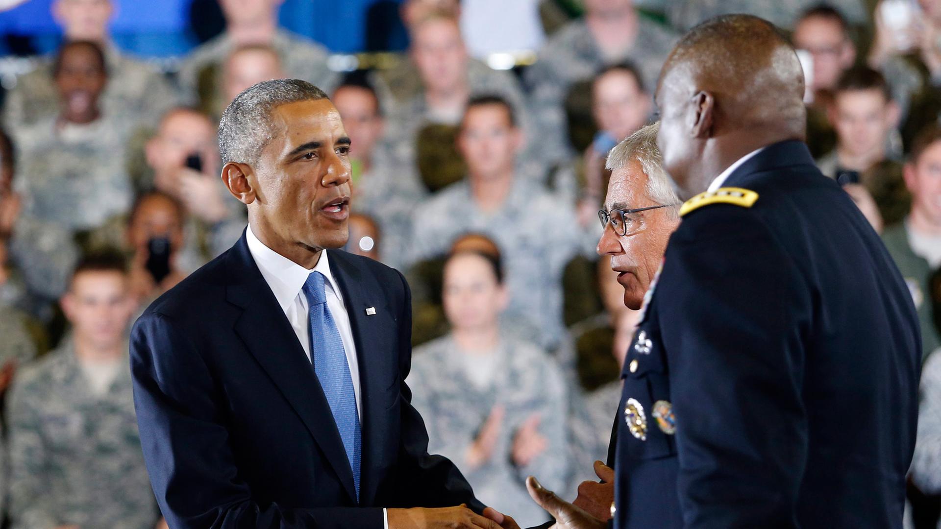 US-Präsident Obama am 17.09.2014 auf dem Luftwaffenstützpunkt MacDill in Florida. US-Präsident Obama am 17.09.2014 auf dem Luftwaffenstützpunkt MacDill in Florida.