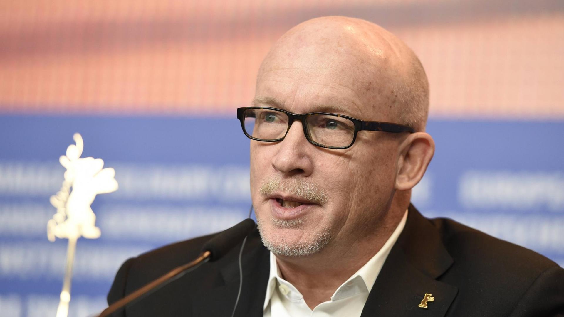 Regisseur Alex Gibney während der Pressekonferenz zum Film "Zero Days" auf der Berlinale 2016 Regisseur Alex Gibney während der Pressekonferenz zum Film "Zero Days" auf der Berlinale 2016