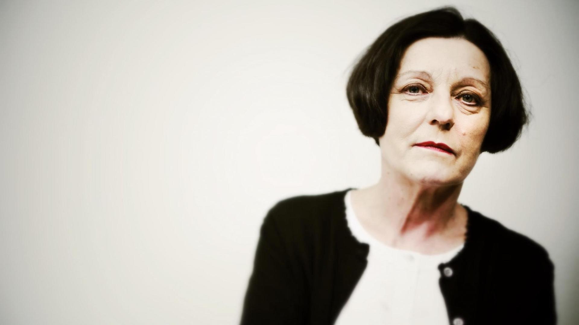Porträt von Herta Müller, deutsche Schriftstellerin, Autorin und Nobelpreisträgerin. Porträt von Herta Müller, deutsche Schriftstellerin, Autorin und Nobelpreisträgerin.