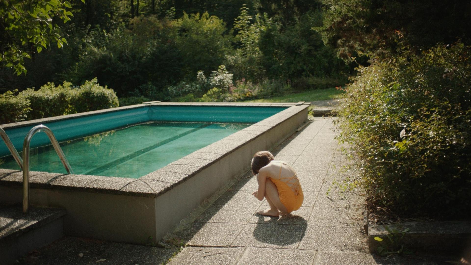 Filmstill aus "The Trouble with Being Born", Berlinale 2020. Regie: Sandra Wollner. Filmstill aus "The Trouble with Being Born", Berlinale 2020. Regie: Sandra Wollner.