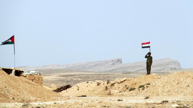 Ein Checkpoint an der syrisch-libanesischen Grenze in der Nähe von Qalamoun.