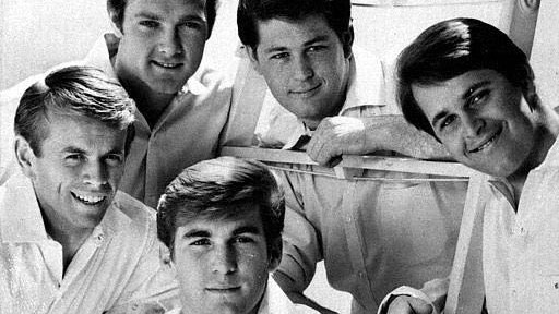 Die Beach Boys 1966: Al Jardine, Mike Love, Brian Wilson, Carl Wilson und Dennis Wilson Die Beach Boys 1966: Al Jardine, Mike Love, Brian Wilson, Carl Wilson und Dennis Wilson